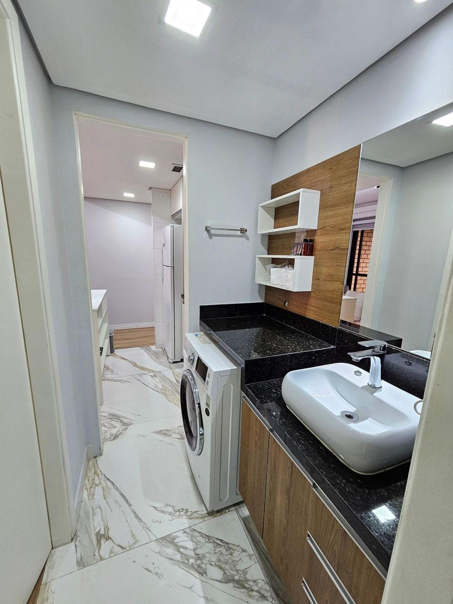Flat Reformado Perto Do Metro De Moema * São Paulo
