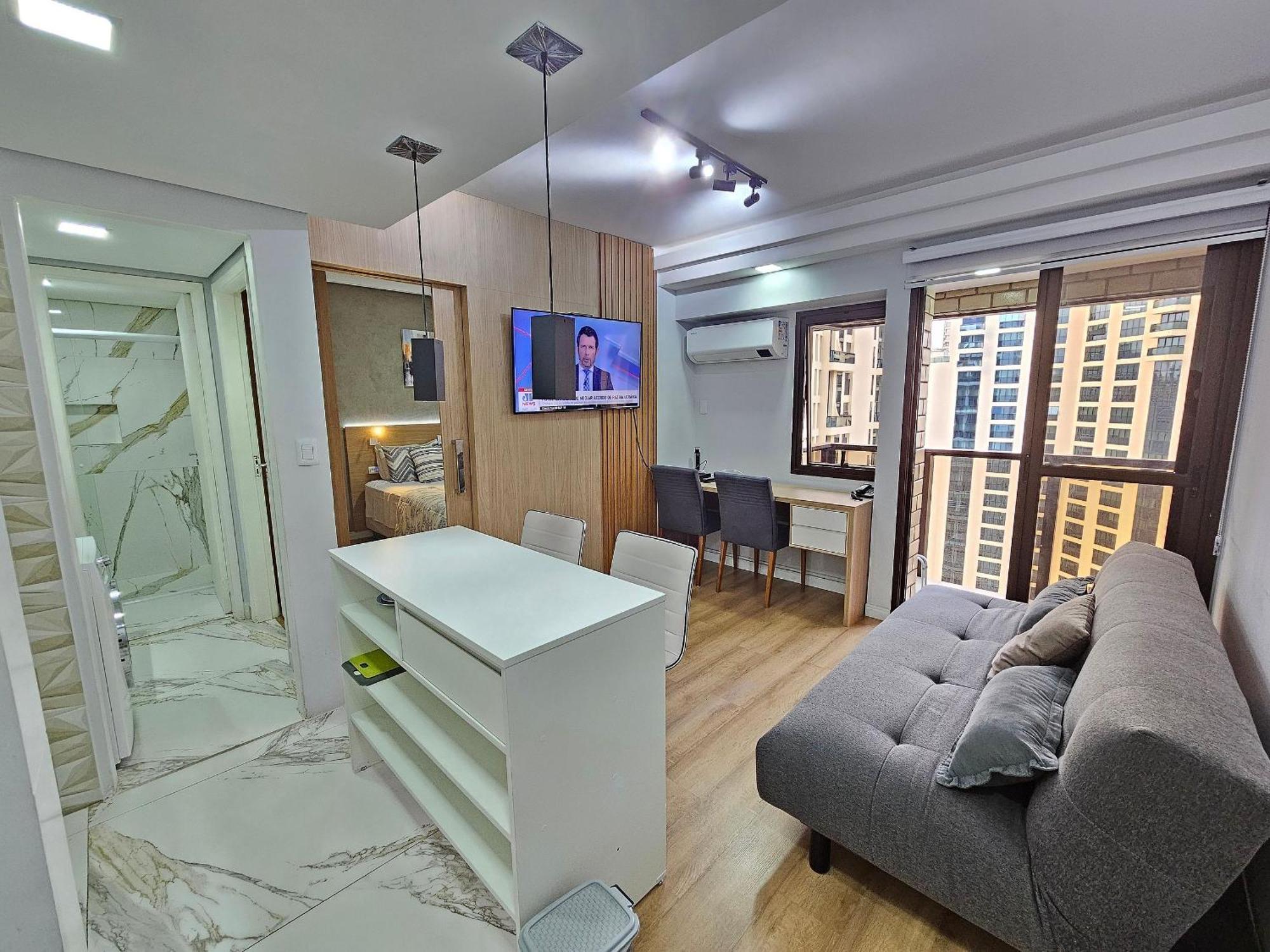 Apartamento Flat Reformado Perto Do Metro De Moema